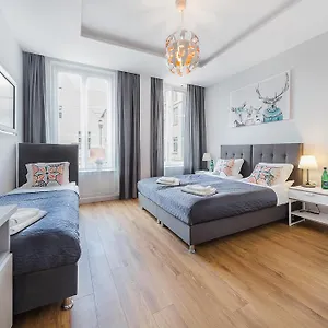Апарт-отель Six Suites, Old Town, Гданьск